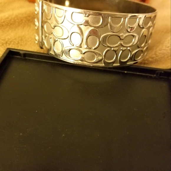 Coach bracelet - Picture 1 of 8